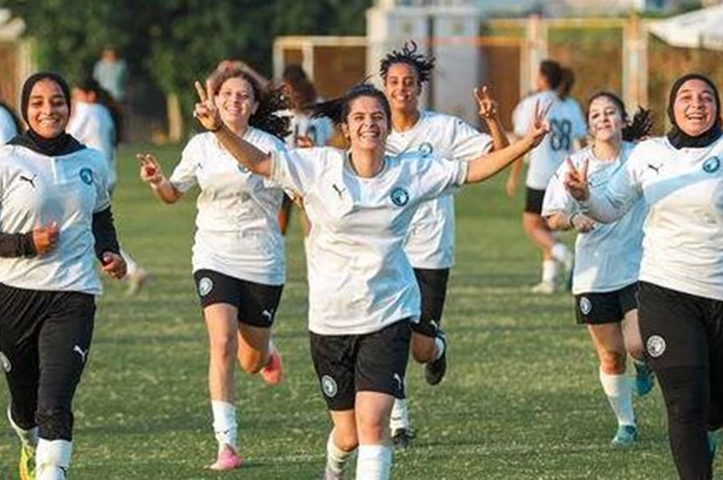 سيدات بيراميدز